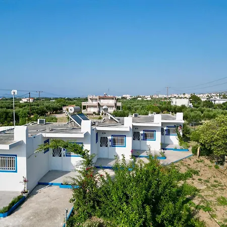 Modern With Garden, Near - El Greco No 5 * Τιγκάκι