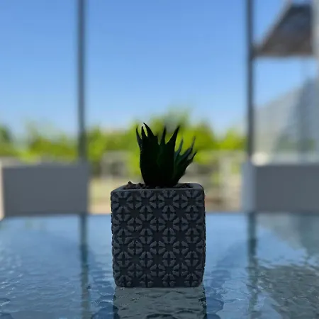Modern With Garden, Near - El Greco No 5 * Tigaki